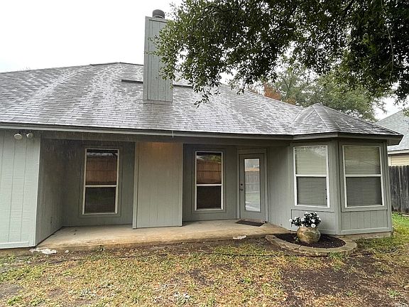 4th image of 4706 Danbury Dr