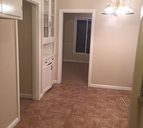 5th image of 2561 San Bruno Ave