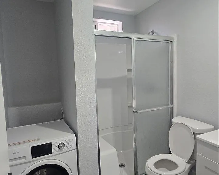 1000 Lewis Ave #1004 — Photo 10