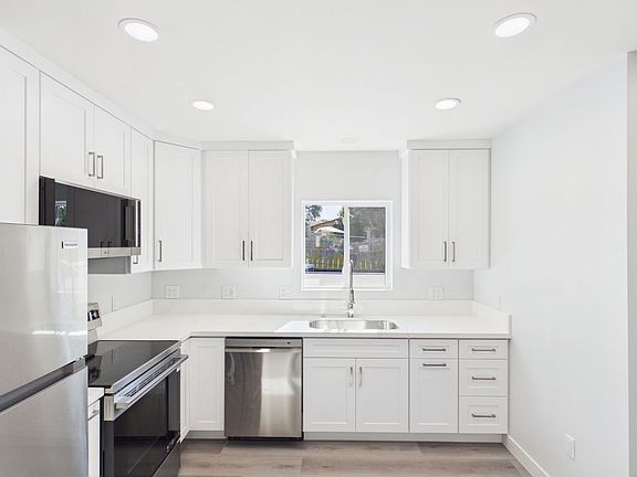 4th image of 847-853 W 11th Ave #847-1