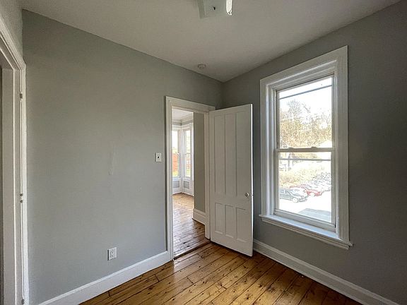 2nd image of 550 Congress St #2E