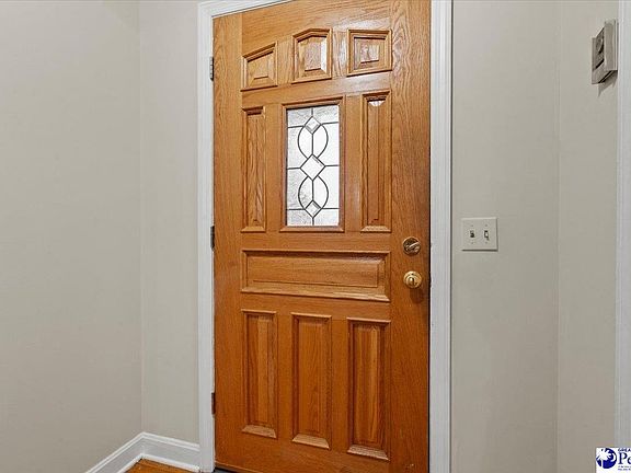 4th image of 301 Dorado Dr