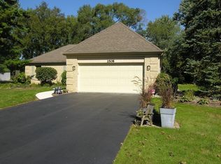 2508 Mill Creek Ln, Rolling Meadows, IL 60008