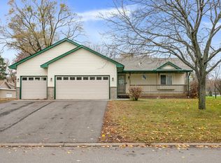 3305 Lake Ridge Dr, Big Lake, MN 55309