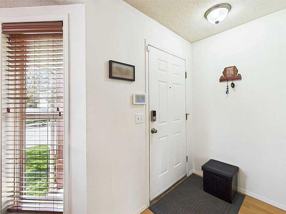 3rd image of 24 W Chaparral Ridge Cir SE