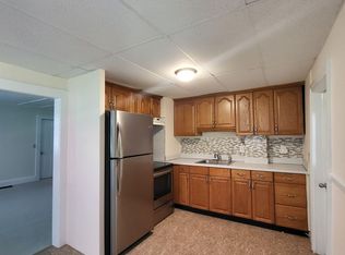 3 Edgerton St #5, East Hampton, CT 06424