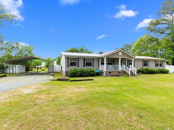 781 Byrds Pond Rd, Erwin, NC 28339