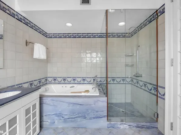 257 West 86th Street image 15 of 16