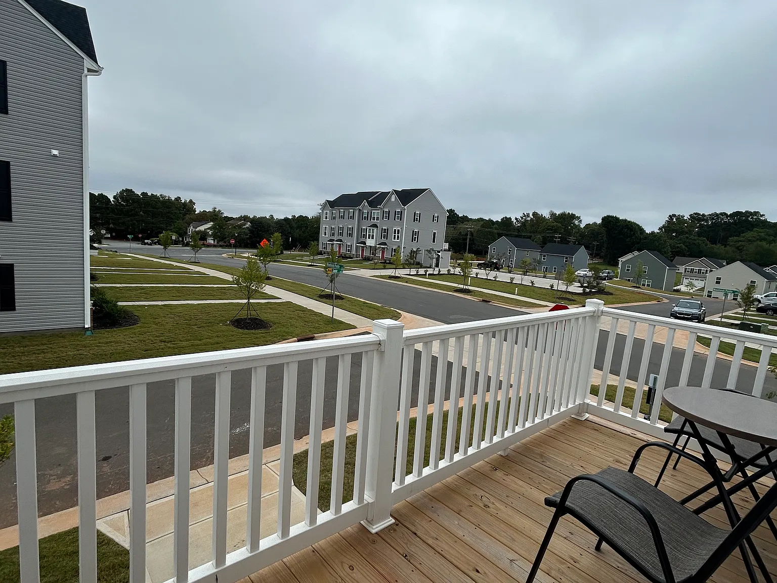 3 bed, 2.5 bath, 1681 sqft, $650 — Photo 4
