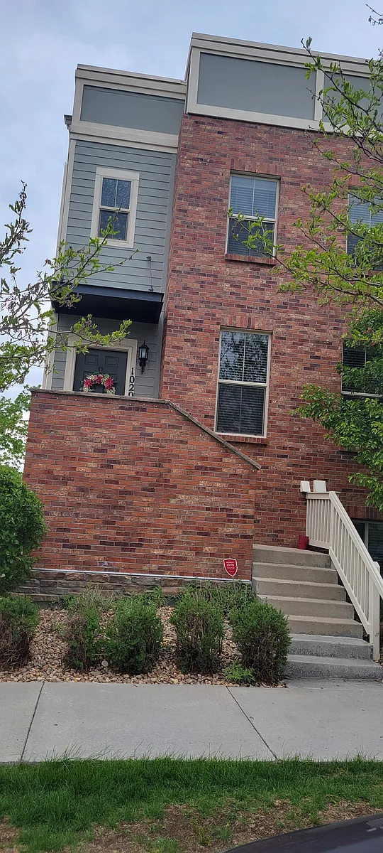 Building Photo - 10200 Ridgegate Cir
