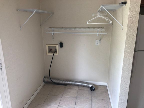 5th image of 1204 Georgia St