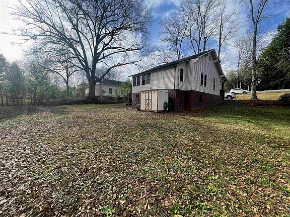 5th image of 151 Heritage Ave