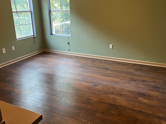 5th image of 3108 Courtland Cir