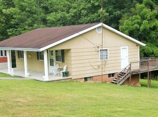 180 Circle Rd, New Tazewell, TN 37825