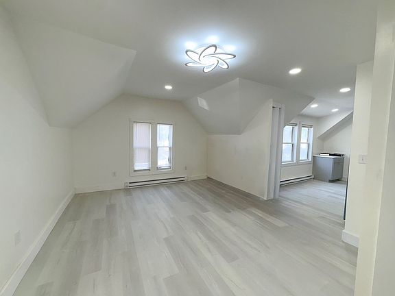 2nd image of 930 S Franklin St Floor 2