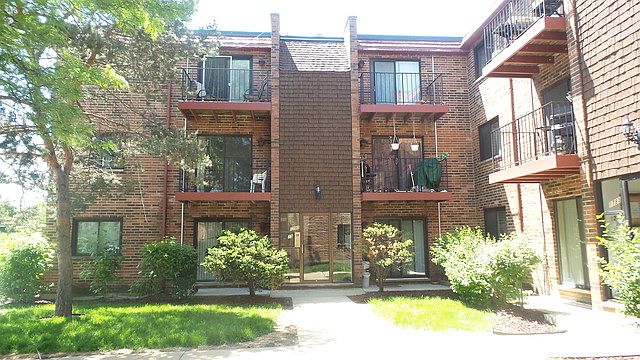 1st image of 1785 W Algonquin Rd APT 2B
