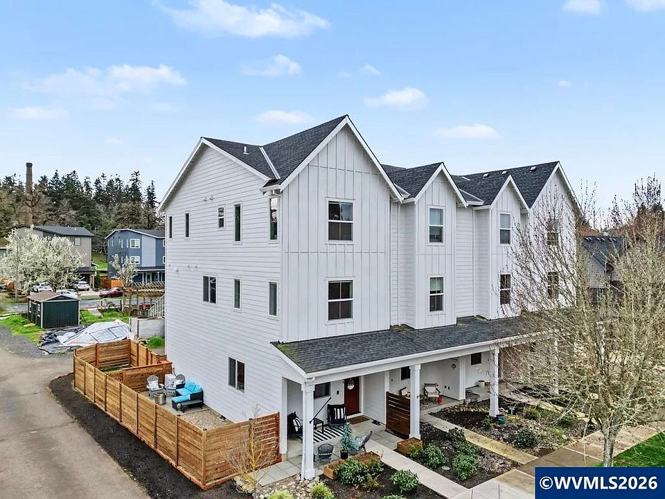 1st image of 2146 Audubon Ave SE