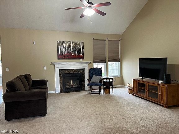 4th image of 115 Firestone Dr