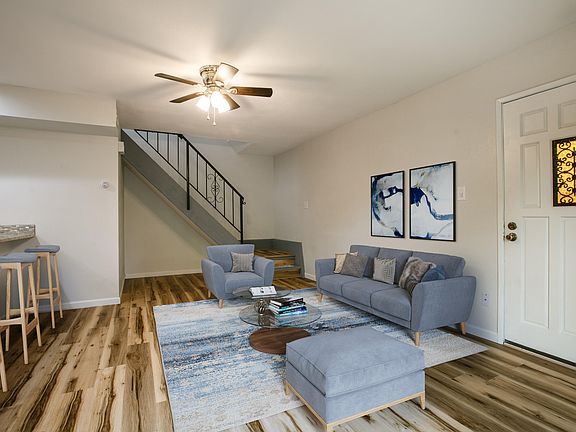 2nd image of 5209 Camino Del Sol NE APT C