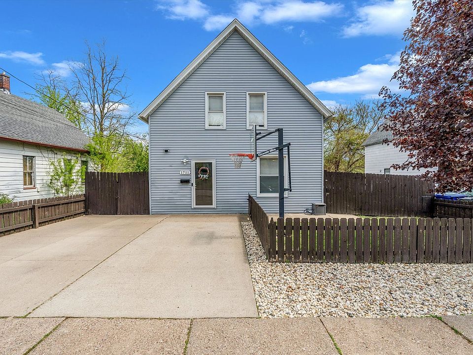 1st image of 1711 Belle Ave