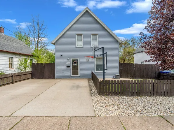 1711 Belle Ave, Davenport, IA 52803