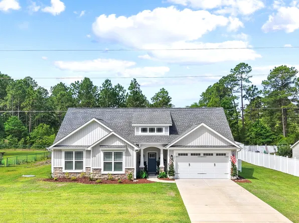 299 Boundaryline Drive NW, Calabash, NC 28467