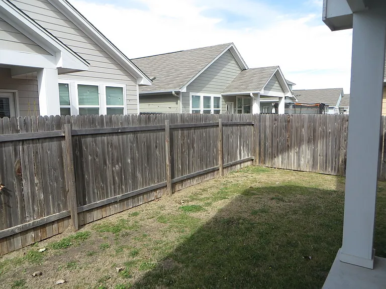 301 La Escalera Dr — Photo 21