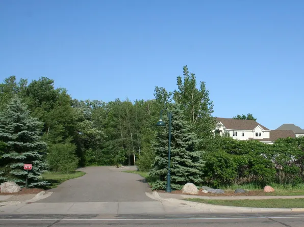 14821 Lac Lavon Dr, Burnsville, MN 55306