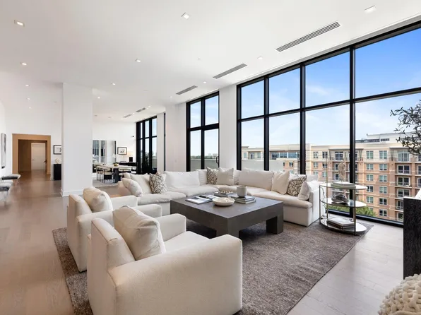 2710 Steel St #704, Houston, TX 77098
