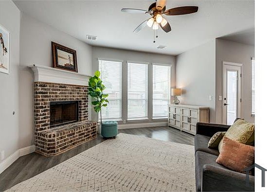 4th image of 1613 Mack Ln