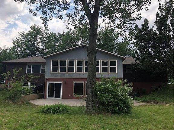 3rd image of 20525 Nall Ave
