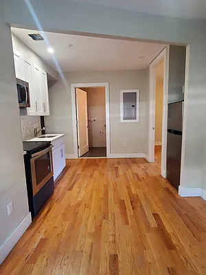 Rented by Sharpstone Realty LLC | media 1