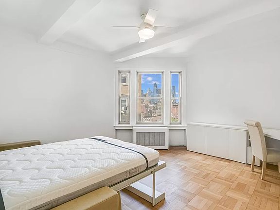 3rd image of 24 5th Ave APT 1525
