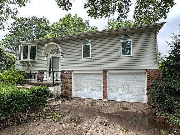 3rd image of 17820 E Greentree Ave