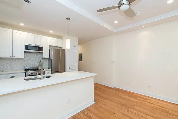 Rented by Bold Marketing | media 7