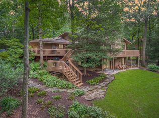 5322 Black Oak Dr, Fairfax, VA 22032