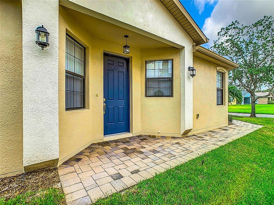 1st image of 516 CASANOVA COURT