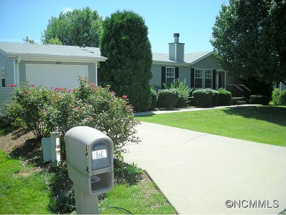 1st image of 604 Paisley Ct
