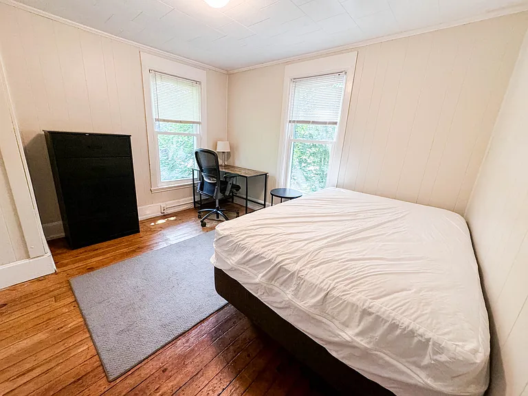 128 Blair St — Photo 24