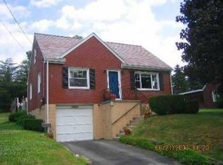 11189-11209 Old Trail Hwy, North Huntingdon, PA 15642