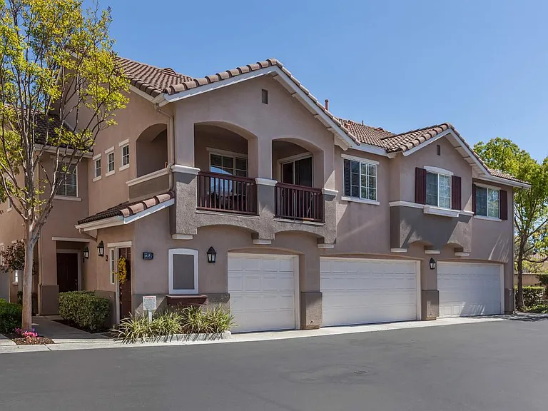 Villas Antonio Apartment Homes — Photo 69