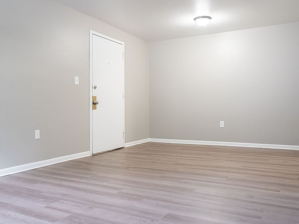 1st image of 826 Dornin St #C-05