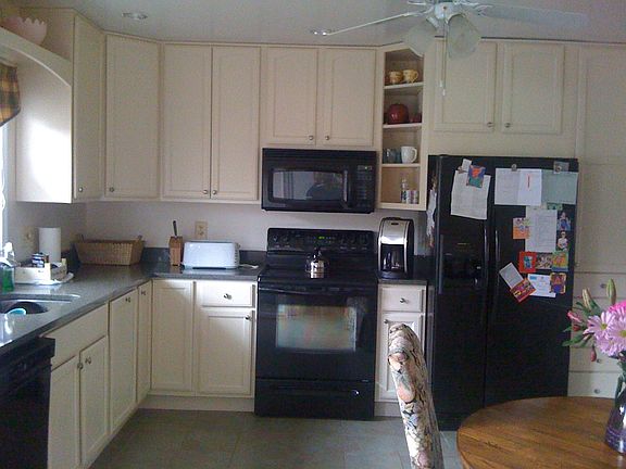 2nd image of 8801 Linton Ln