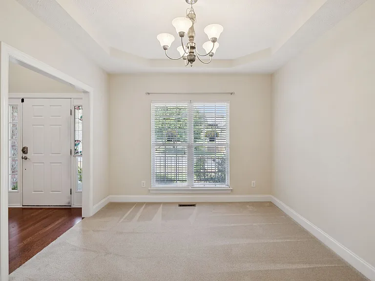 7952 Oakfield Grv — Photo 10
