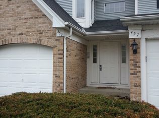 353 S Collins St, South Elgin, IL 60177