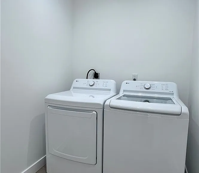 2135 N Brighton St #102 — Photo 10