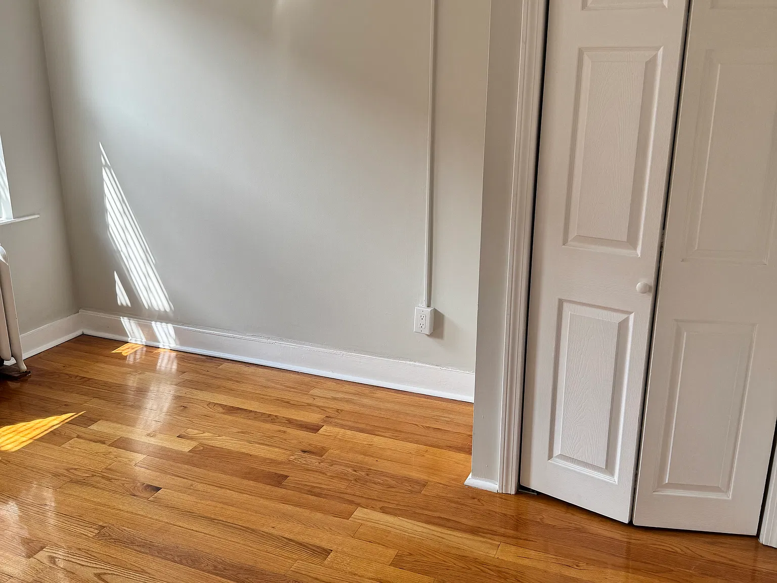 2 bed, 999 sqft, $2,950 — Photo 2