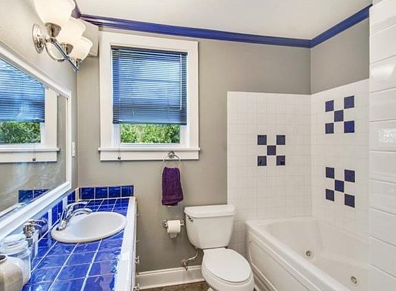 4th image of 7521 Jeannette St