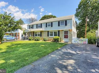 211 Elizabeth Dr, Lancaster, PA