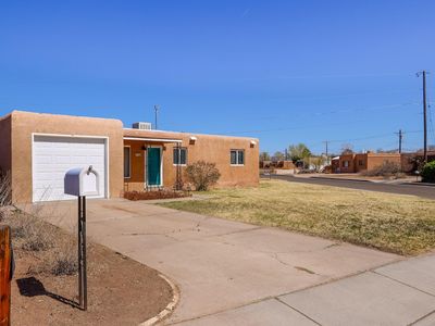 5720 Goliad St NW, Albuquerque, NM, 87107